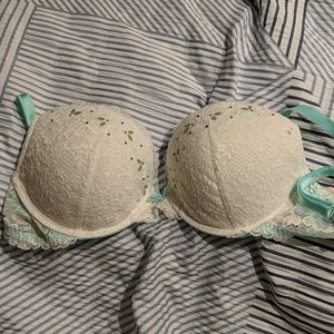 Victoria's Secret Bra 34D